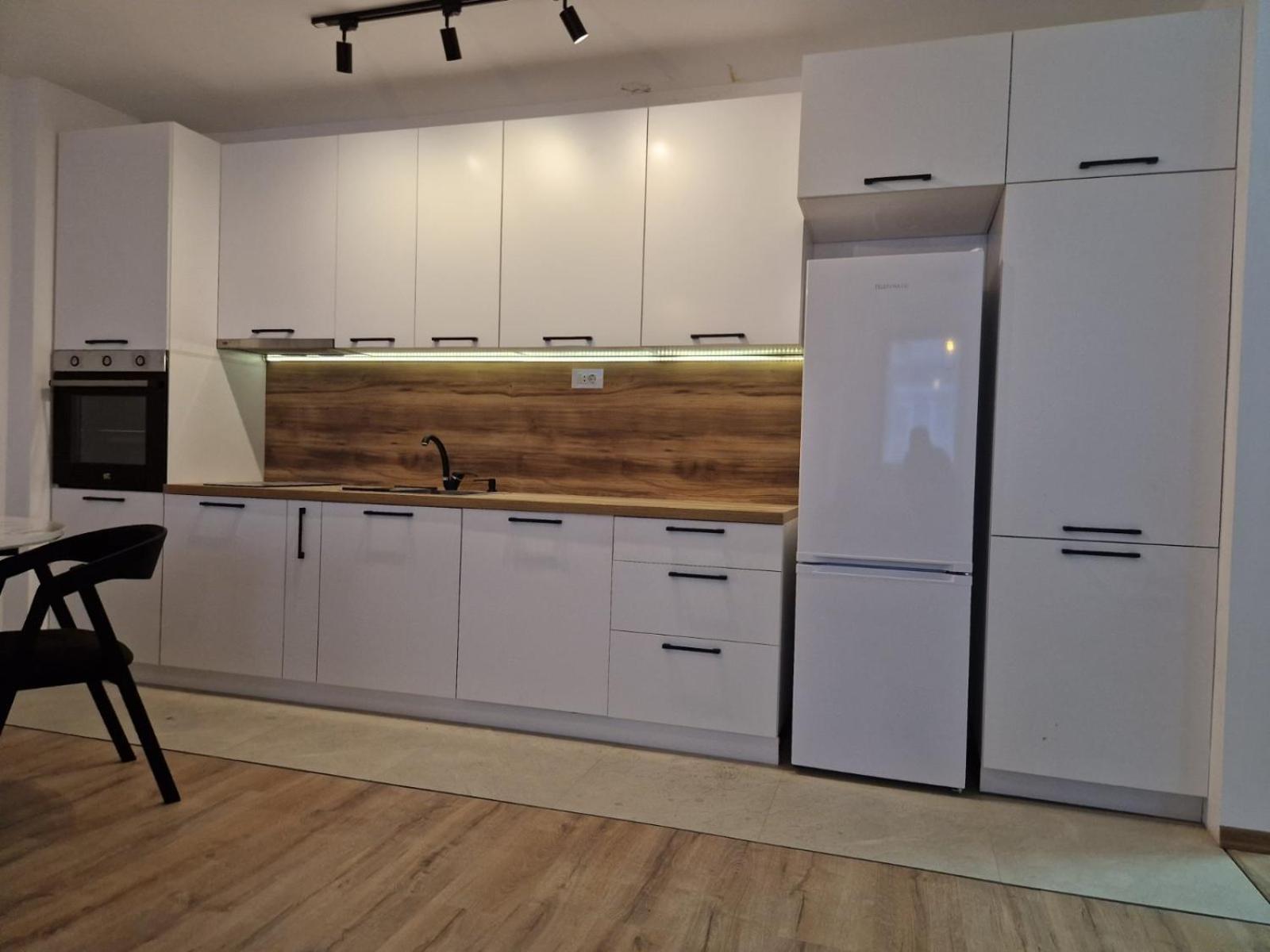 Kid Luxury Apartment Szkopje Kültér fotó